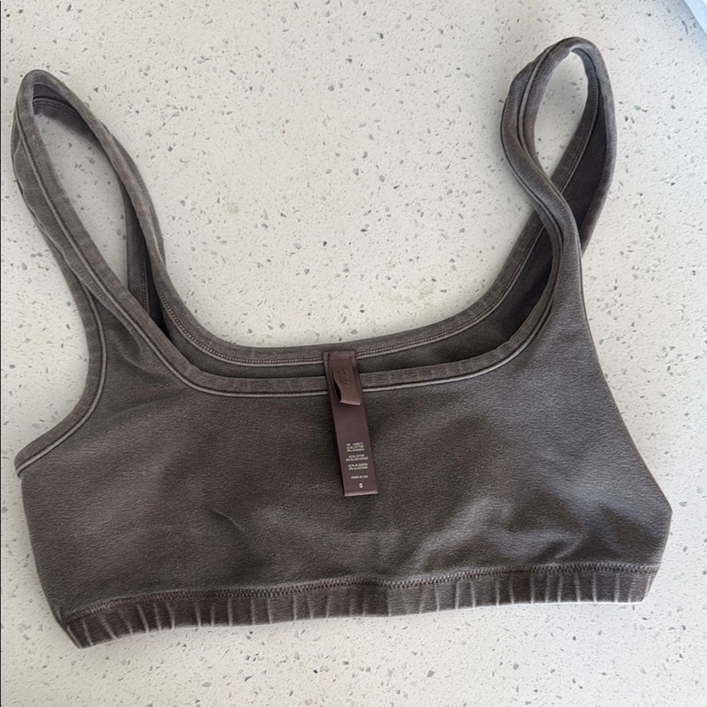 Skims bralette in amythest from outdoor collection (final sale shop closes 5.1)